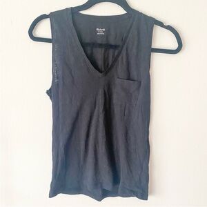 Madewell v-neck pocket tank top, cotton, black, size XXS